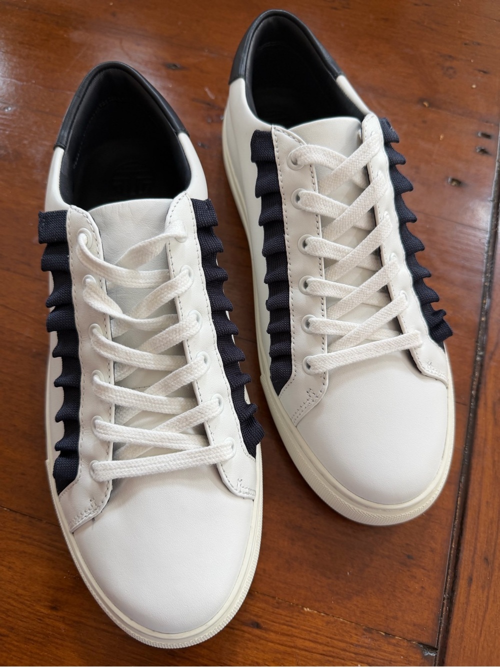 Tory Sport Ruffled Leather Sneakers - Picture 6 of 10